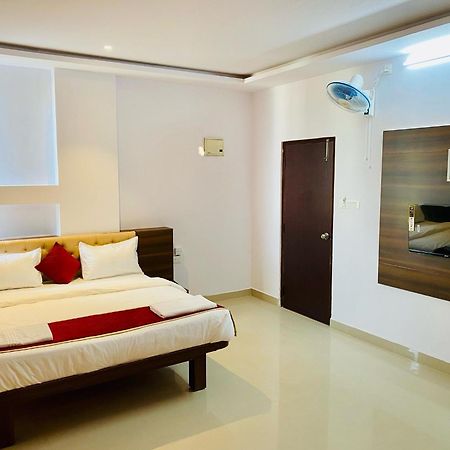 Tulips Inn Mysuru Exterior photo