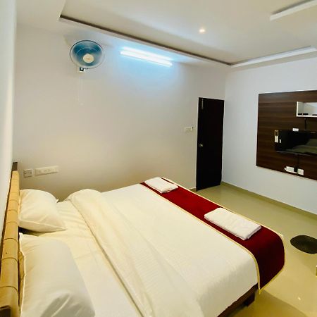 Tulips Inn Mysuru Exterior photo